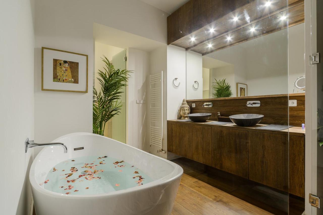 Premium Apart With A Balcony * Prag